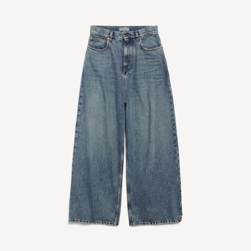 Low Crotch Baggy Jeans