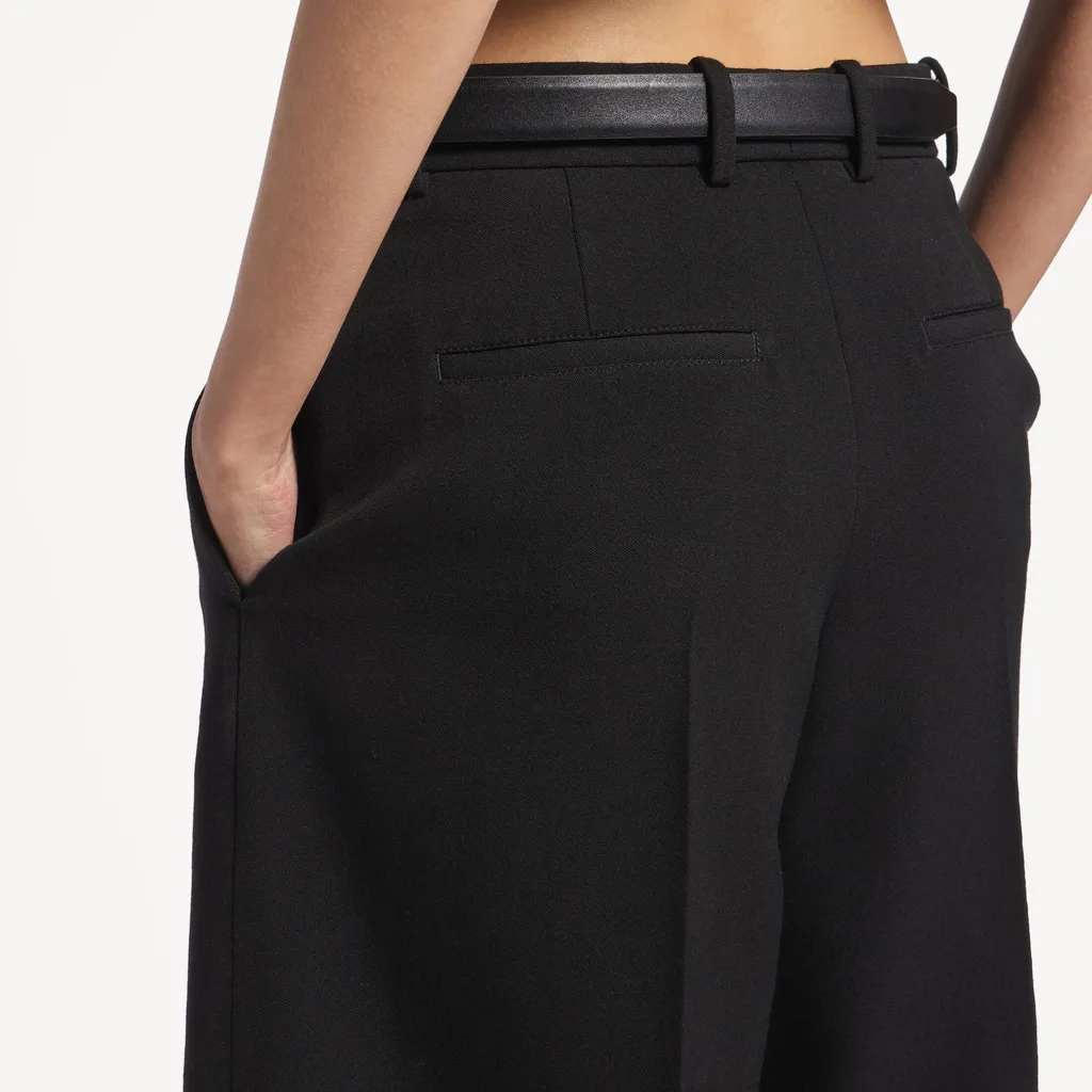 Tailored Bermuda