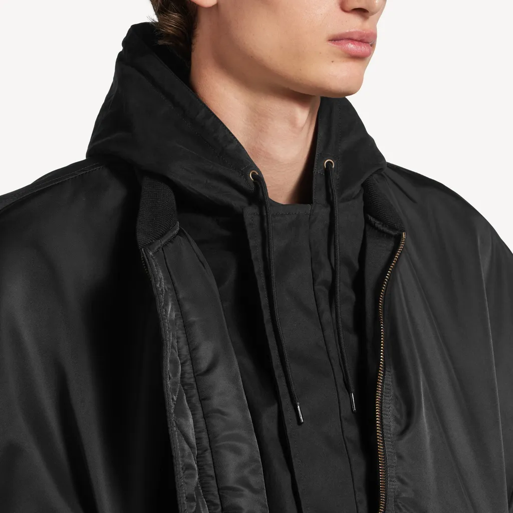 Hooded Bomber