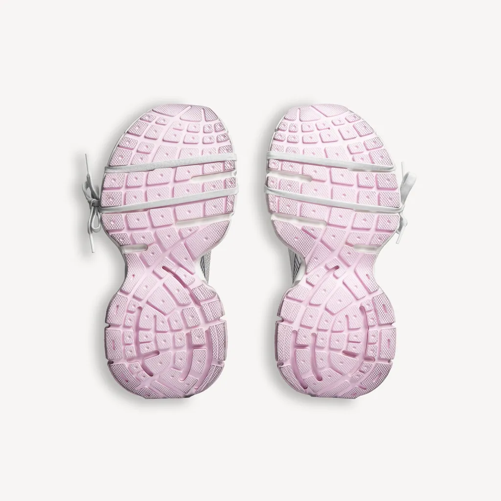 3Xl Gel Clearsole Sneaker