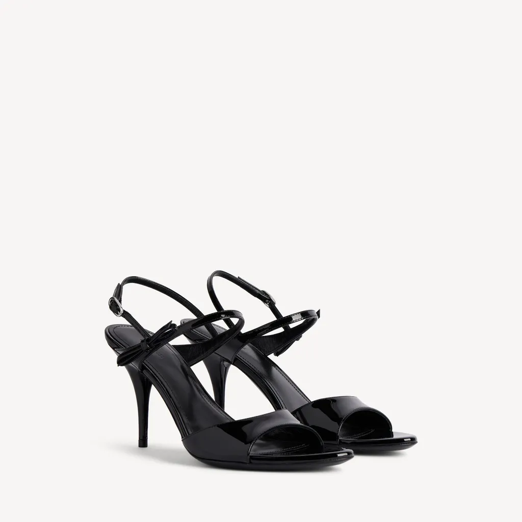 Avenue Bow Sandal