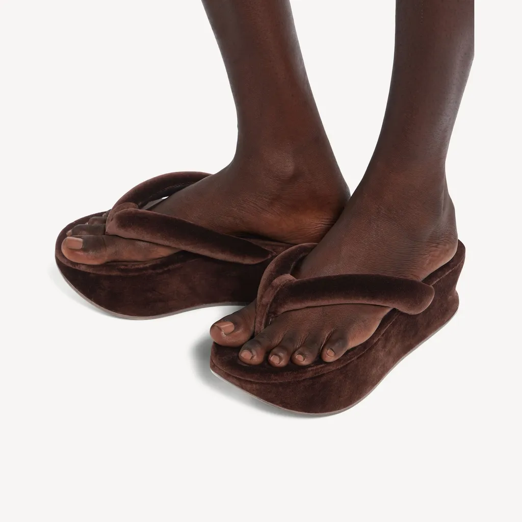 Gaeta Thong