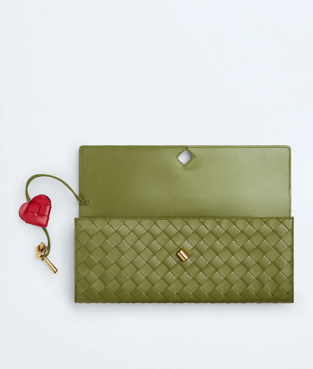 Andiamo Clutch