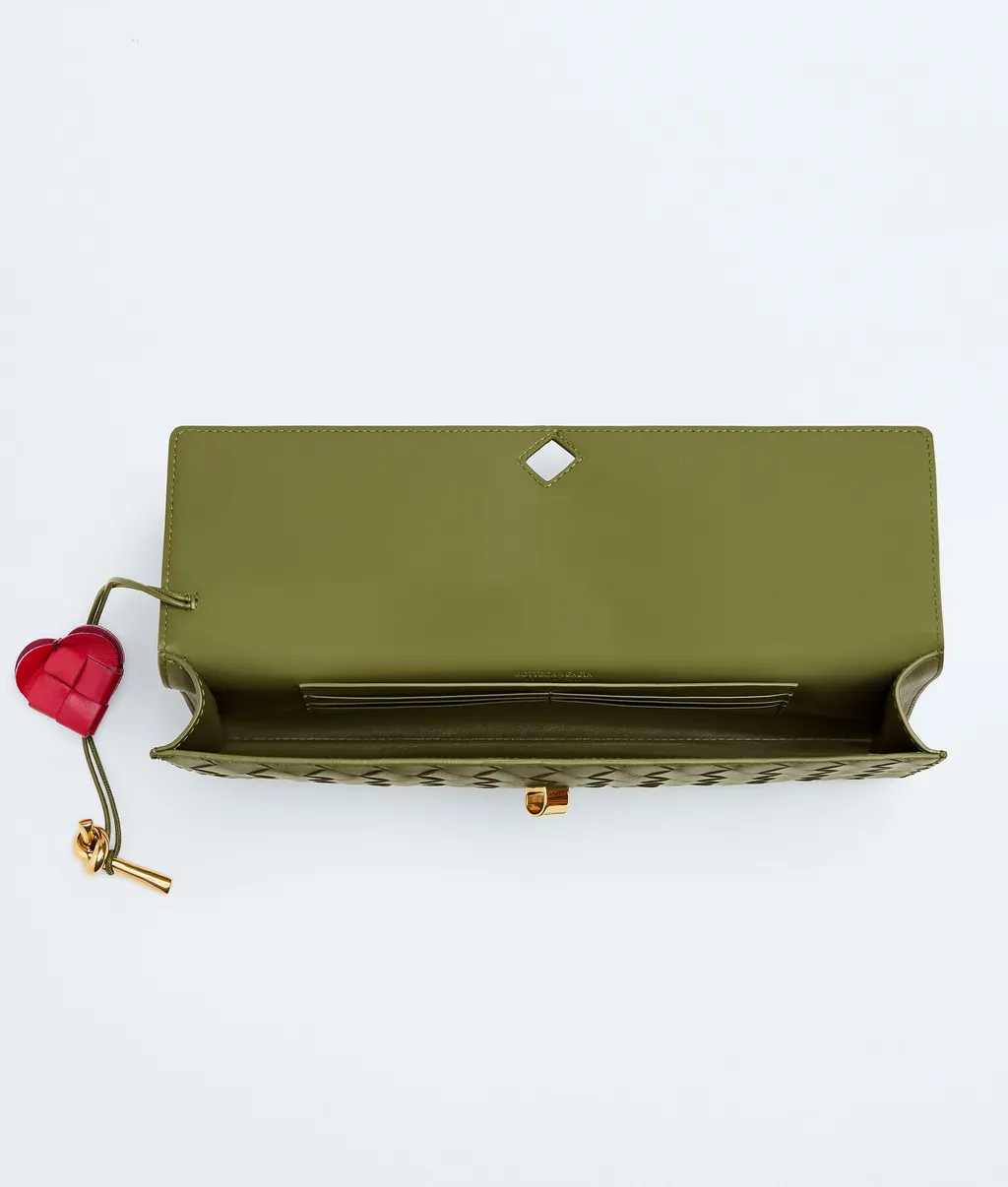 Andiamo Clutch