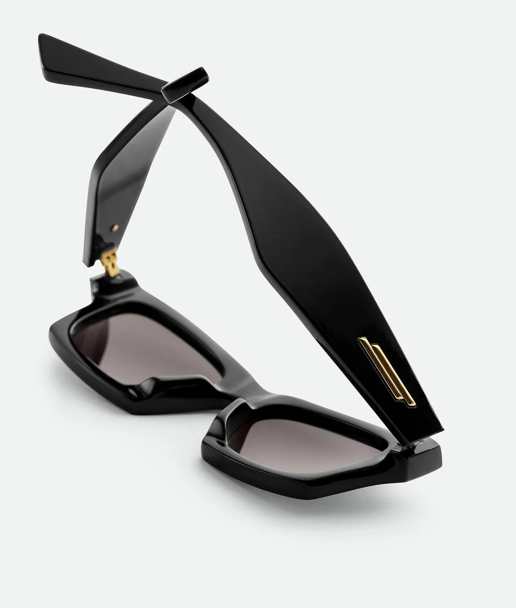 Classic Squared Sunglasses