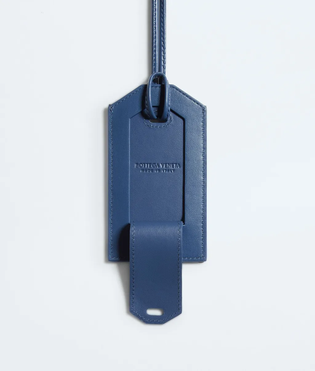Getaway Tag Holder