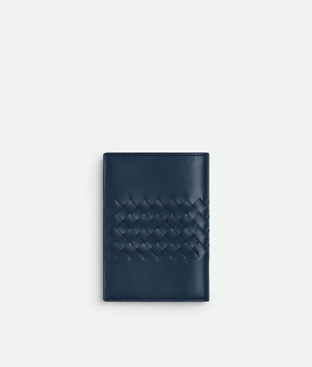 Intrecciato Piccolo Passport Case