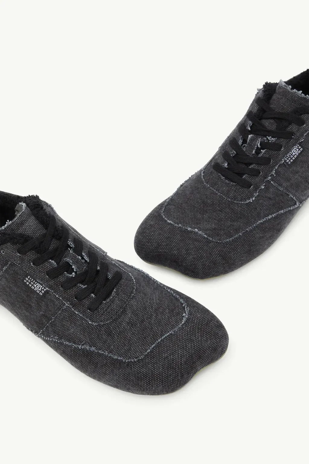 Anatomic Canvas Sneaker