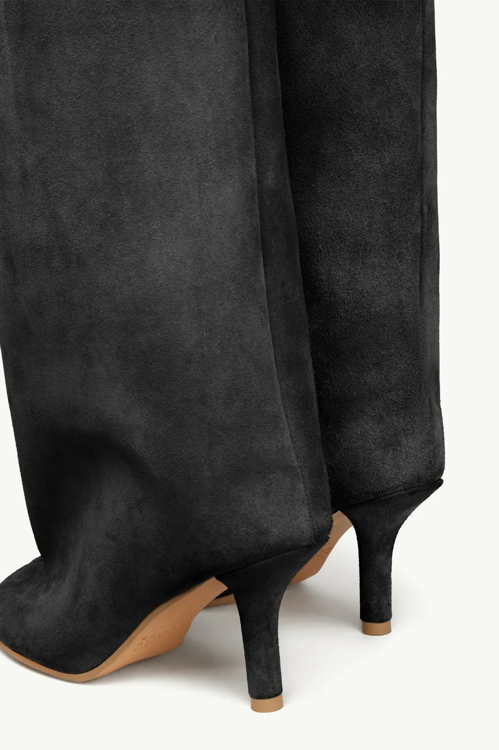 Anatomic Slip-On Suede Boots