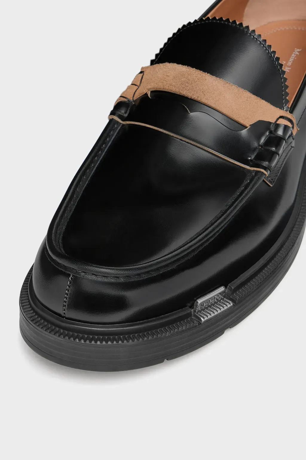 DÉCortiqué Loafer