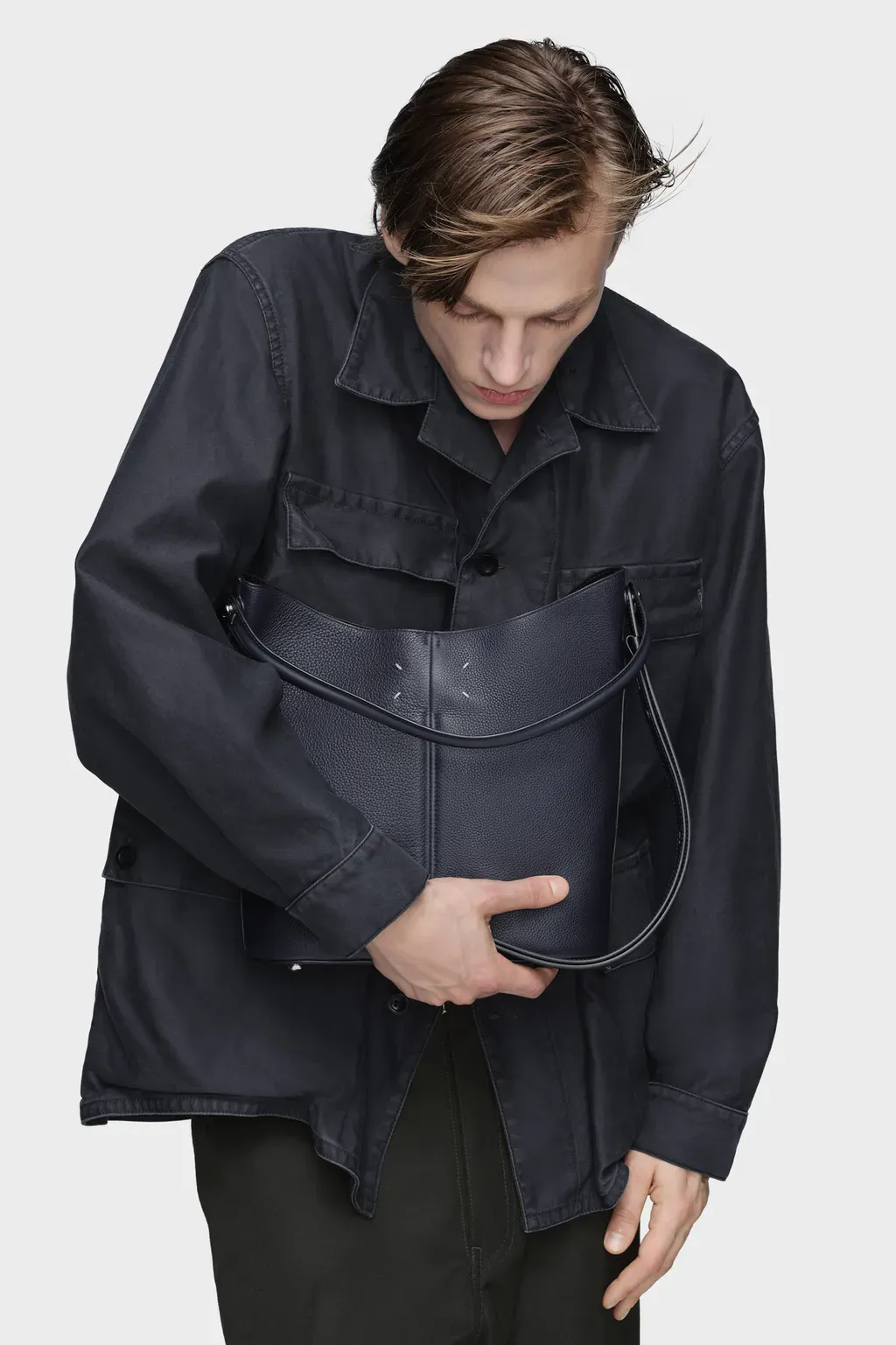 Dress-Age Hobo