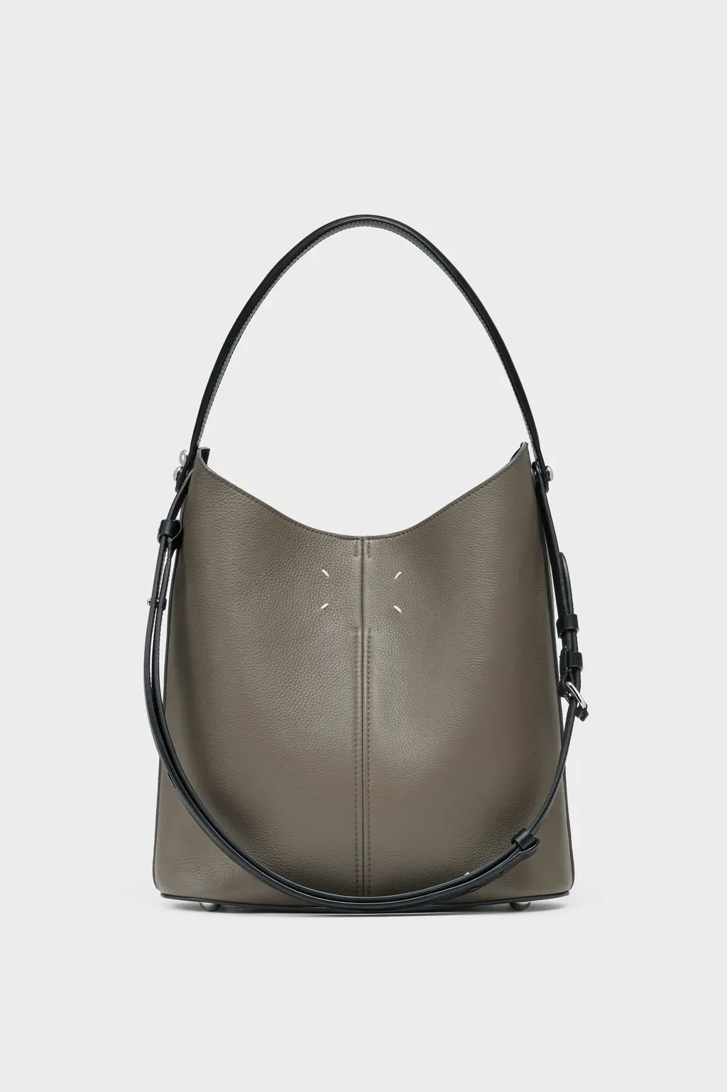 Dress-Age Hobo