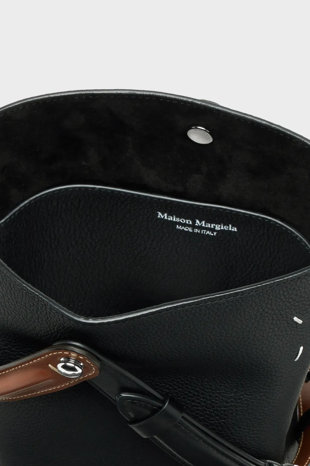 Dress-Age Shoulder Bag