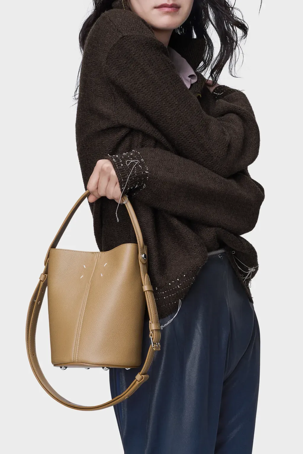 Dress-Age Shoulder Bag