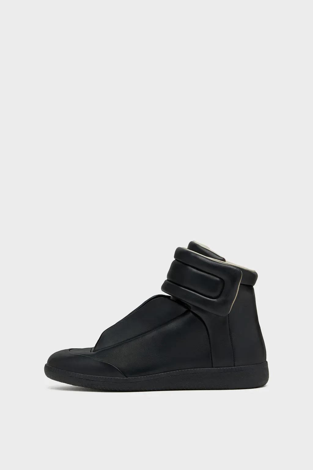 Future Sneaker