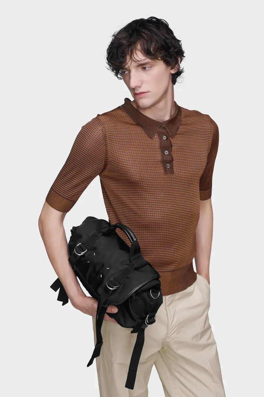 High Tech Messenger Small