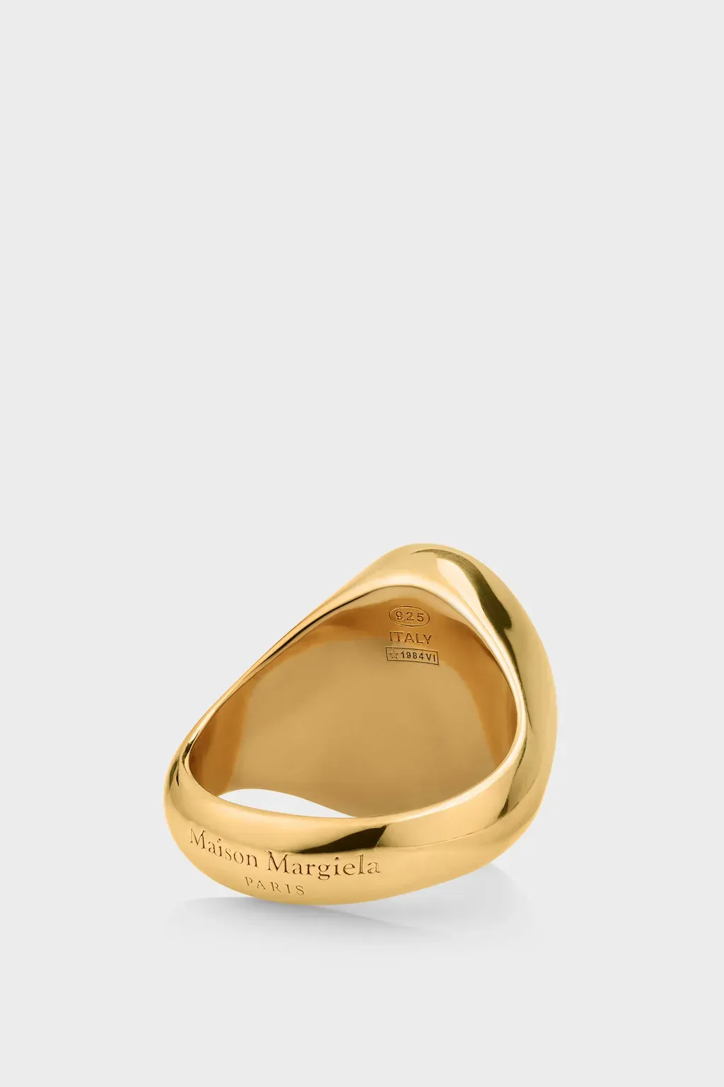 Oval Chevaliere Ring