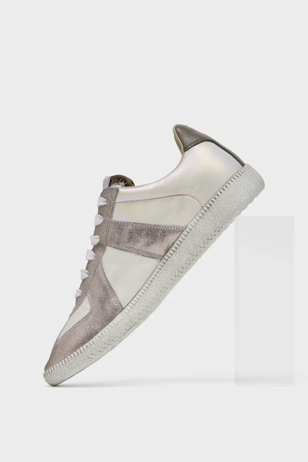 Replica Iridescent