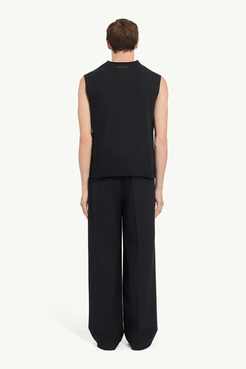 Reversed Sleeveless Shirt