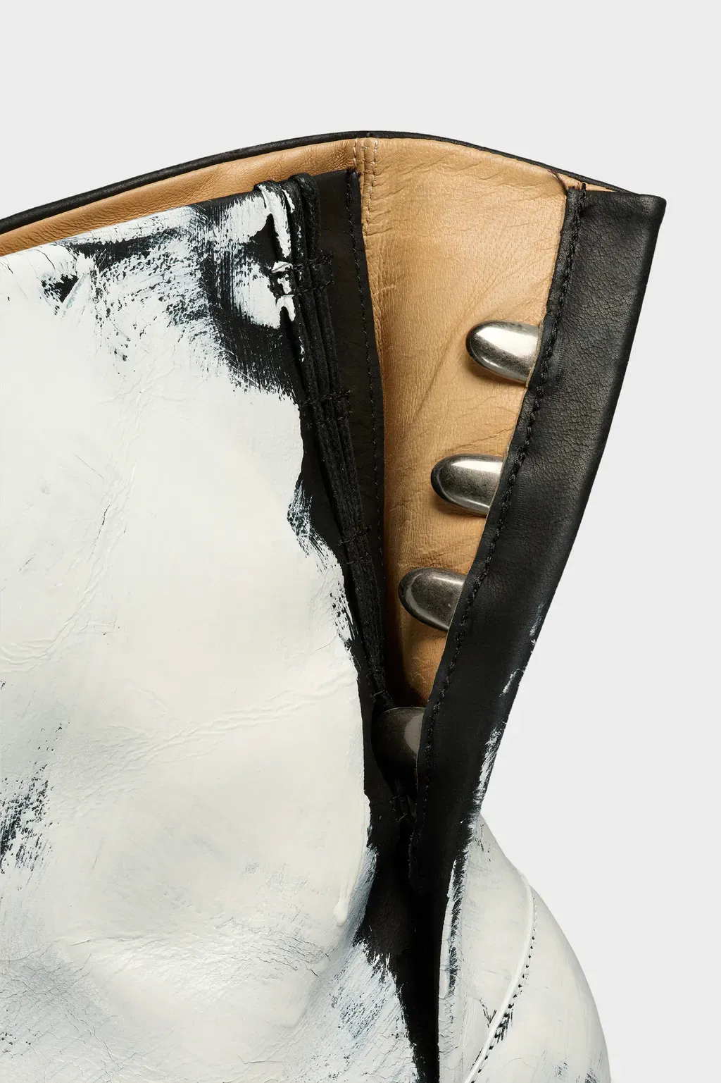 Tabi Bianchetto Boots