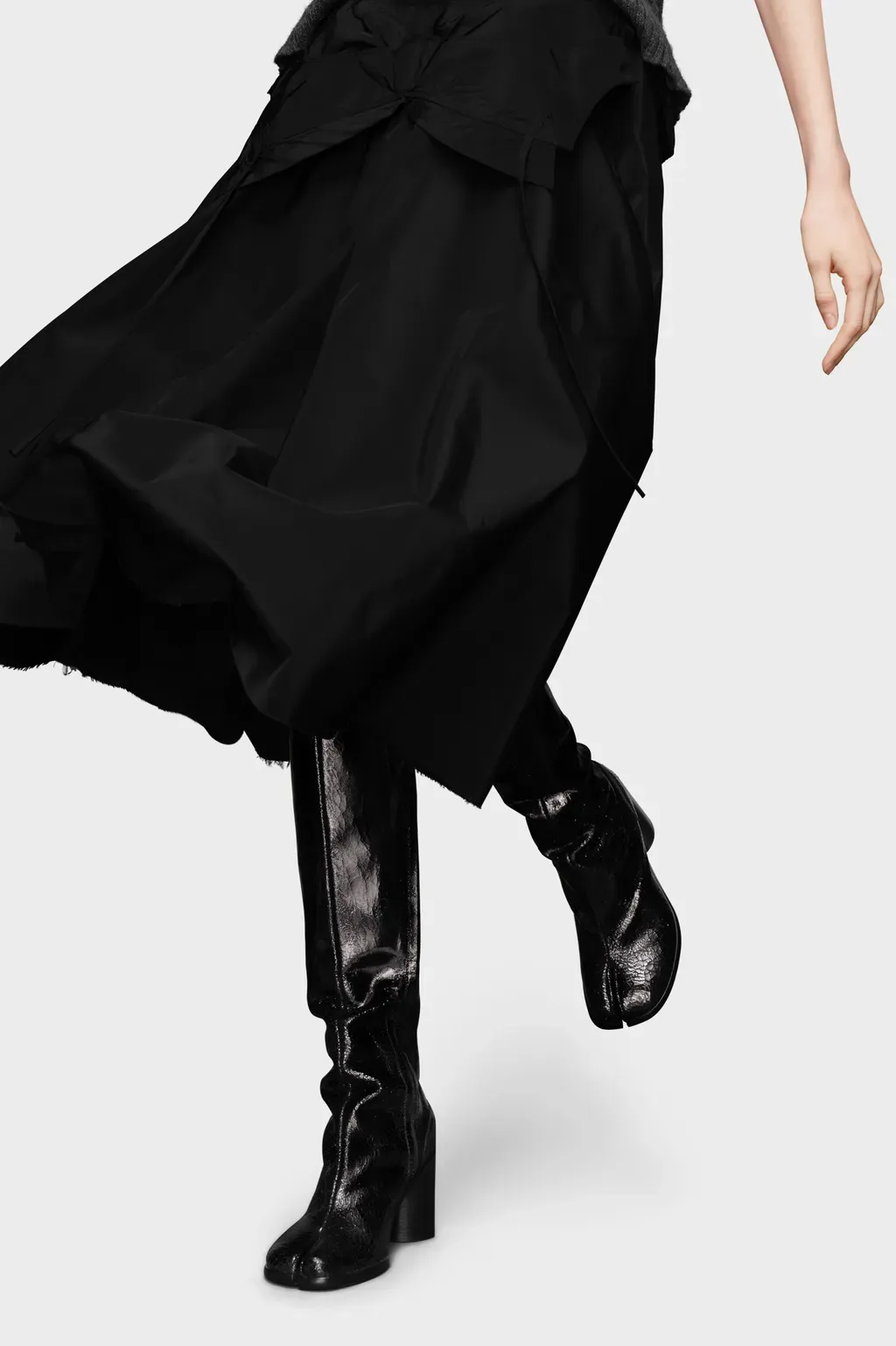 Tabi Broken Mirror Boots