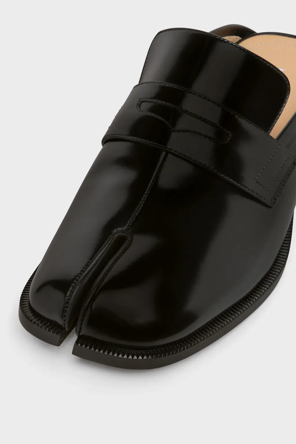 Tabi City Loafer Mules