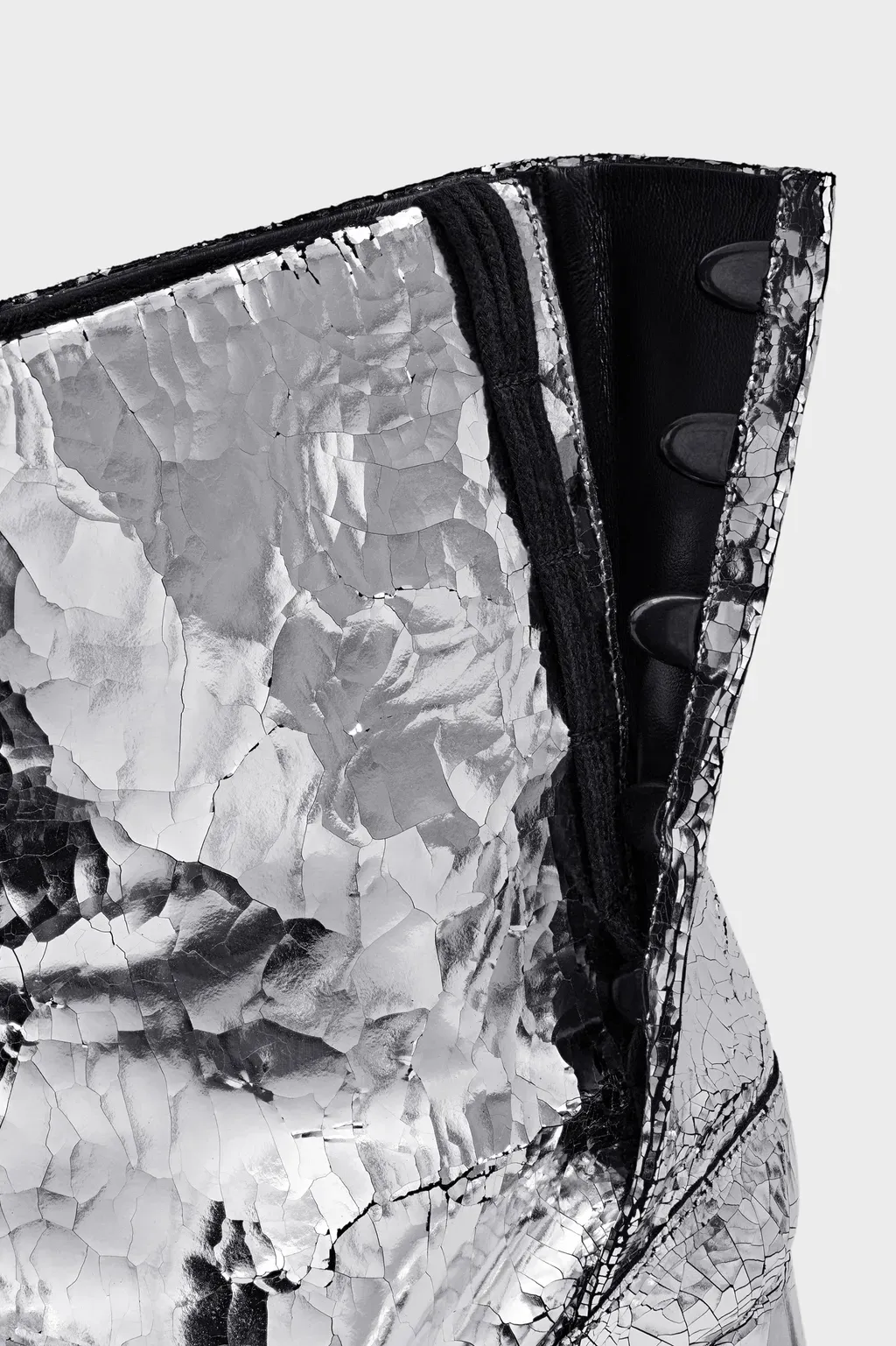 Tabi Mirror Boots