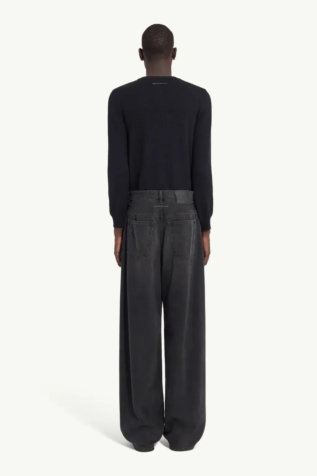 Wide-Leg Jeans