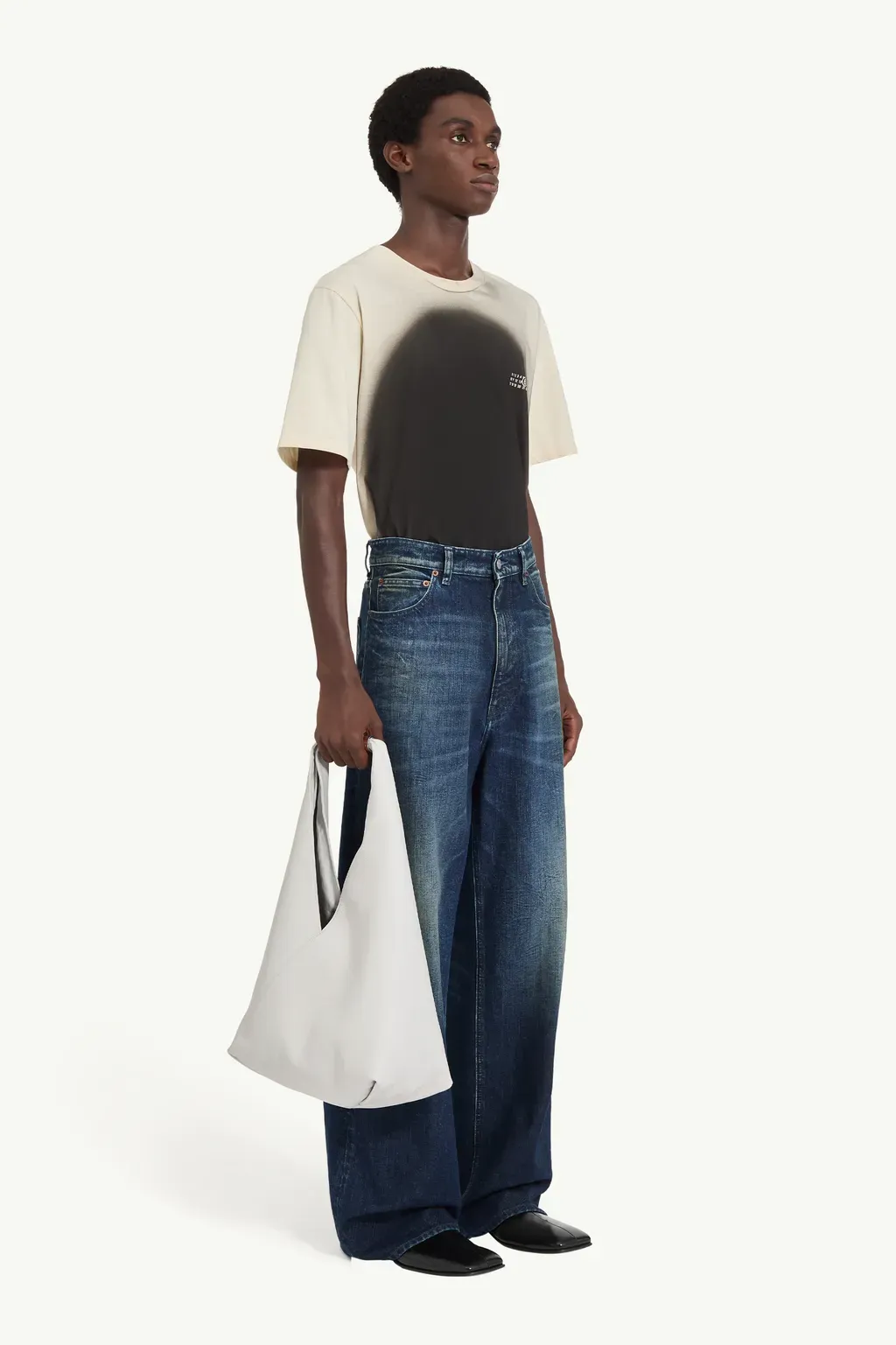 Wide-Leg Jeans