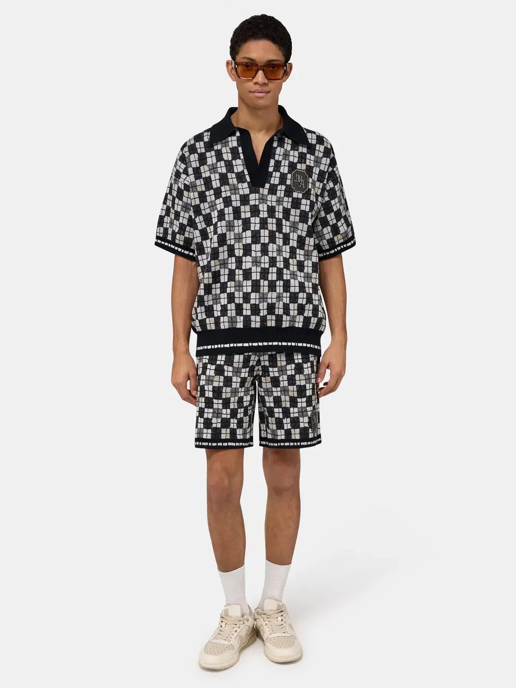 Chateau Crest Short - Black