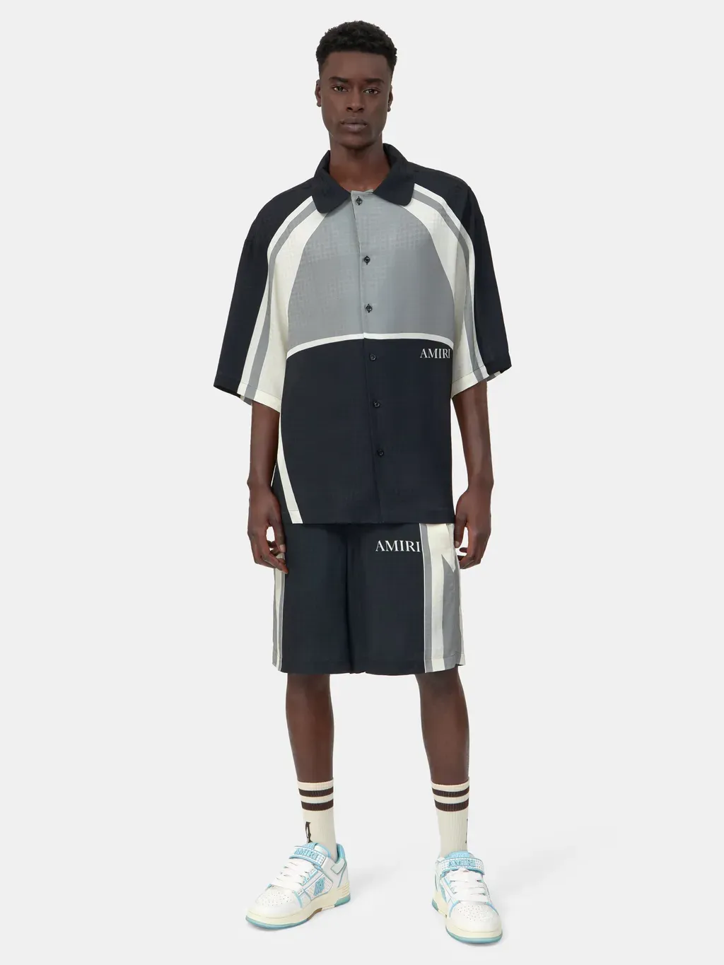Ma Quad Panel Short - Black