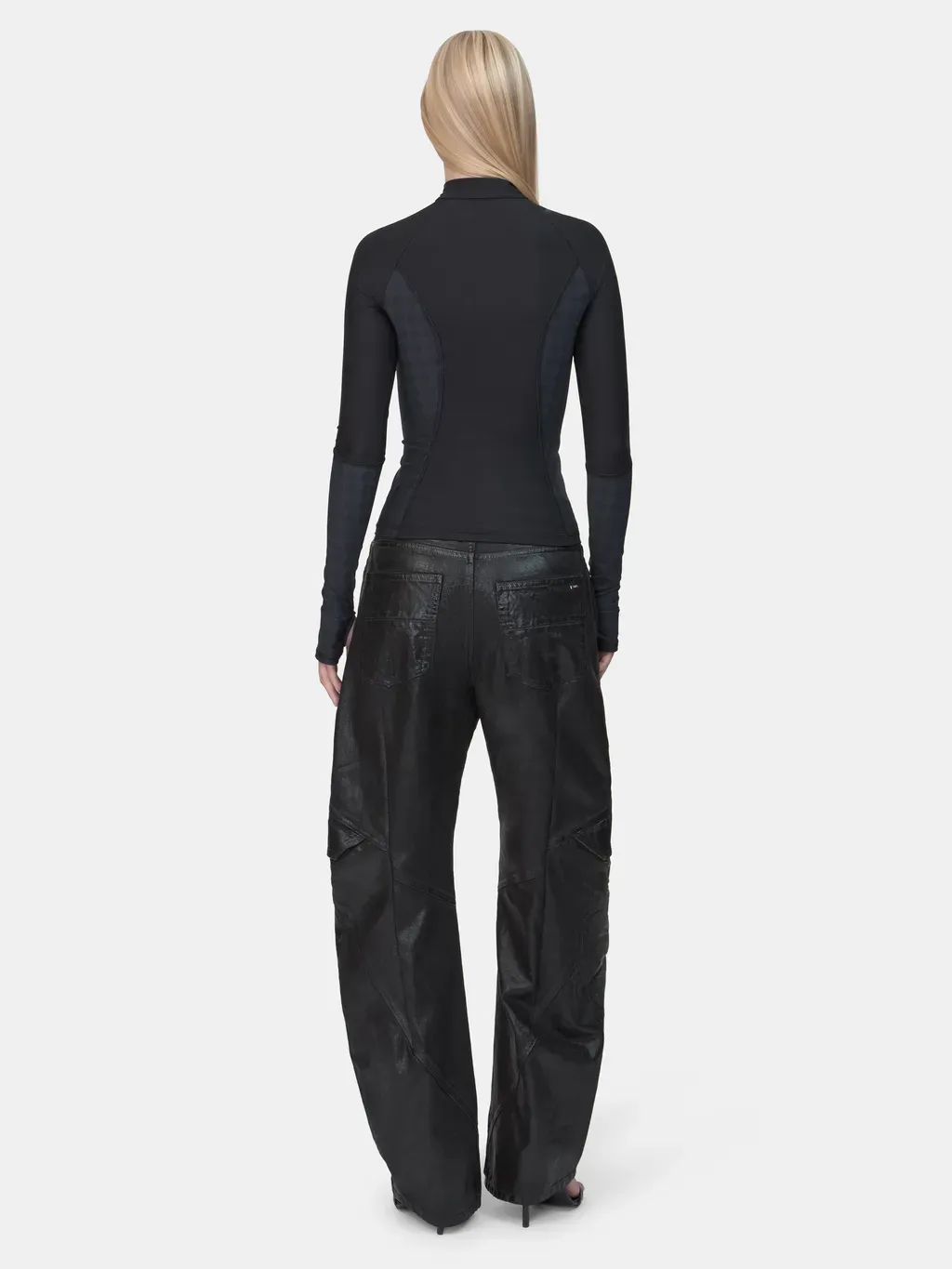 Women - Ma Quad Long Sleeve Zip Top - Black
