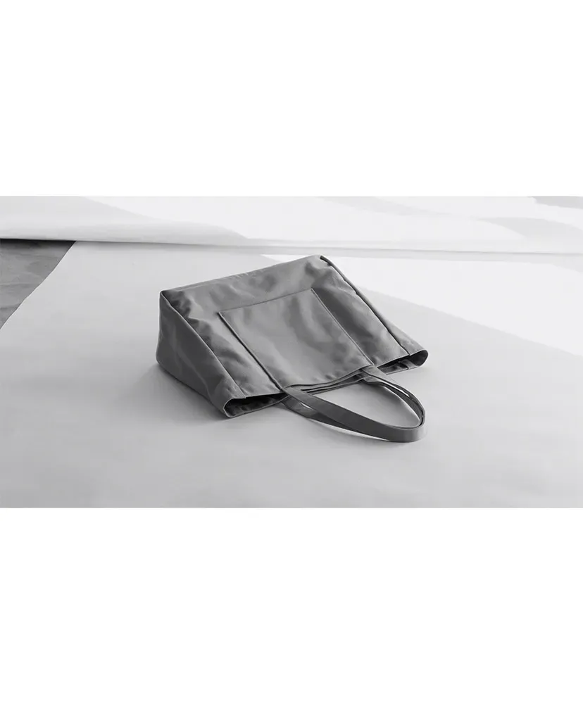 Offset Tote