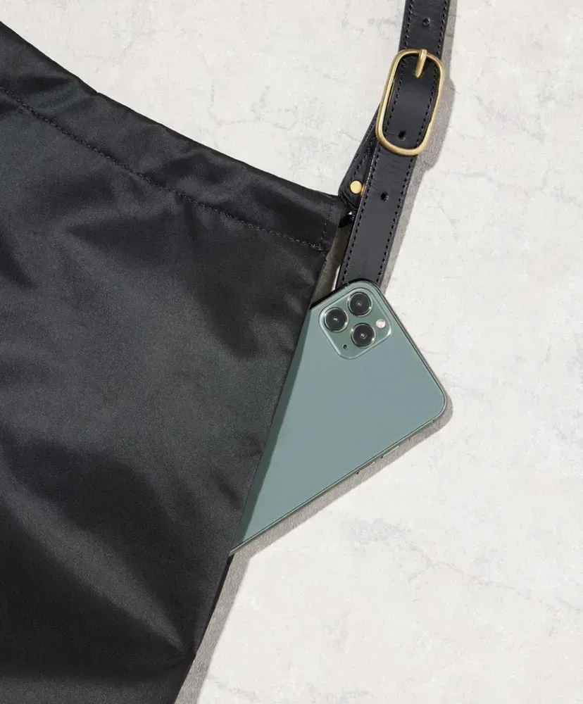 Triangle Shoulder / M / 66Ny