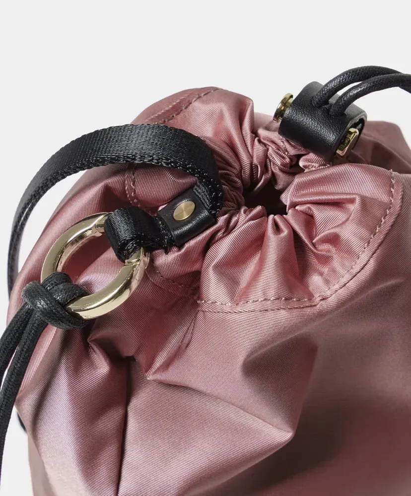 Classic Drawstring Pouch M / 66Ny