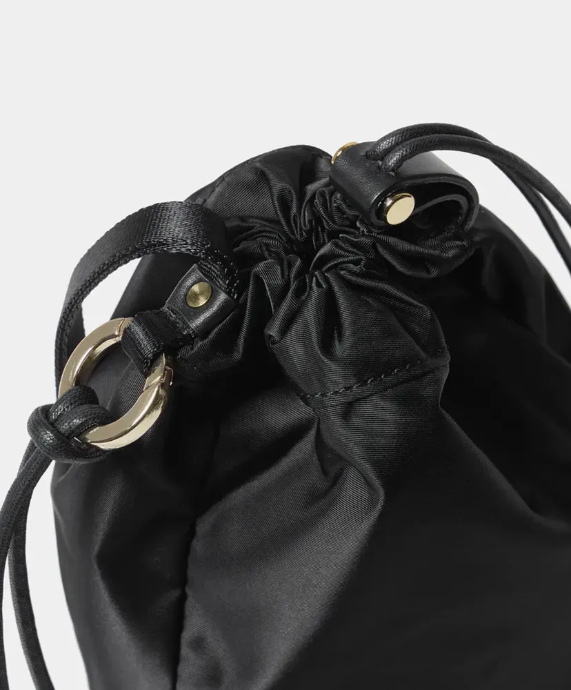 Classic Drawstring Pouch M / 66Ny