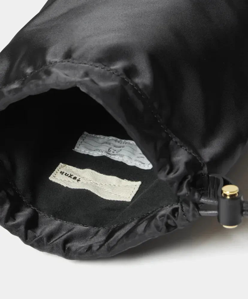 Classic Drawstring Pouch M / 66Ny