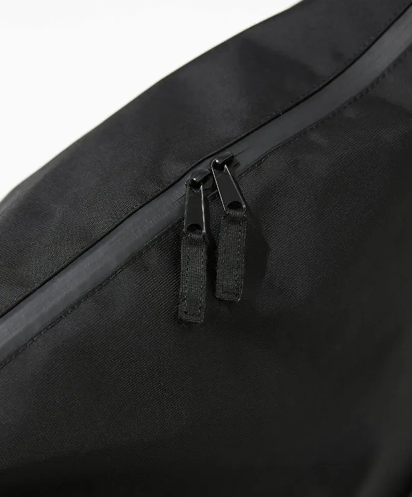 Nylon Messeger Bag