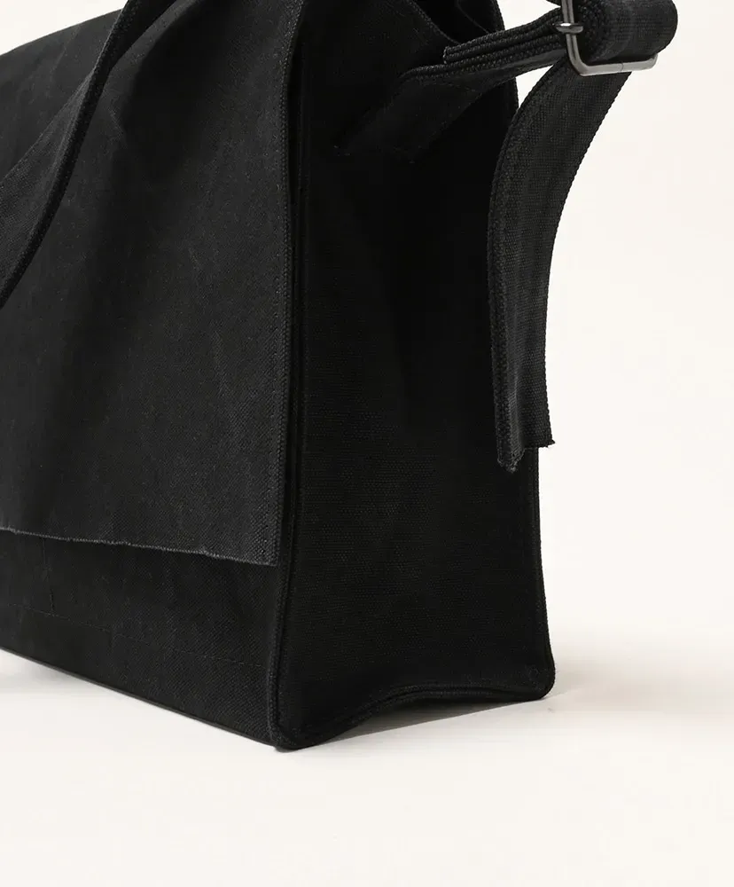 Washed Canvas Shoulder