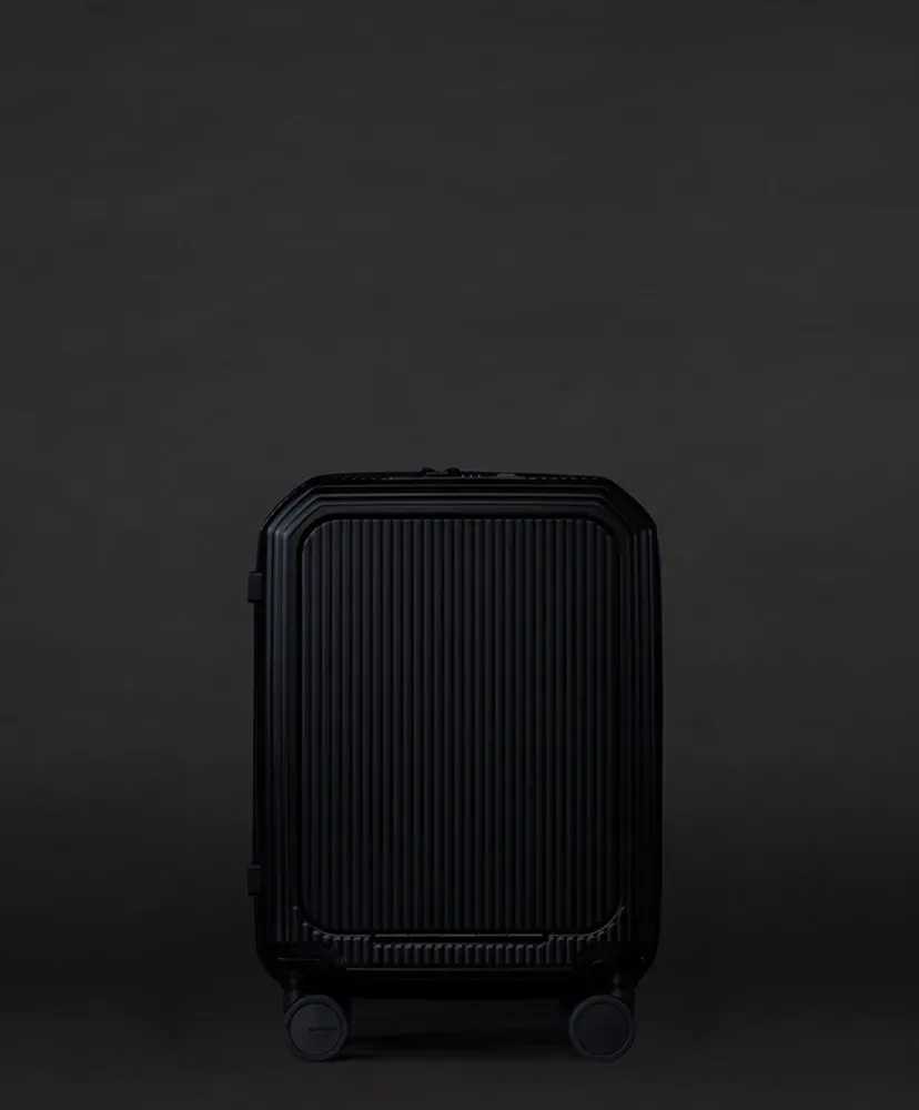 Suitcase Pro Octa 30