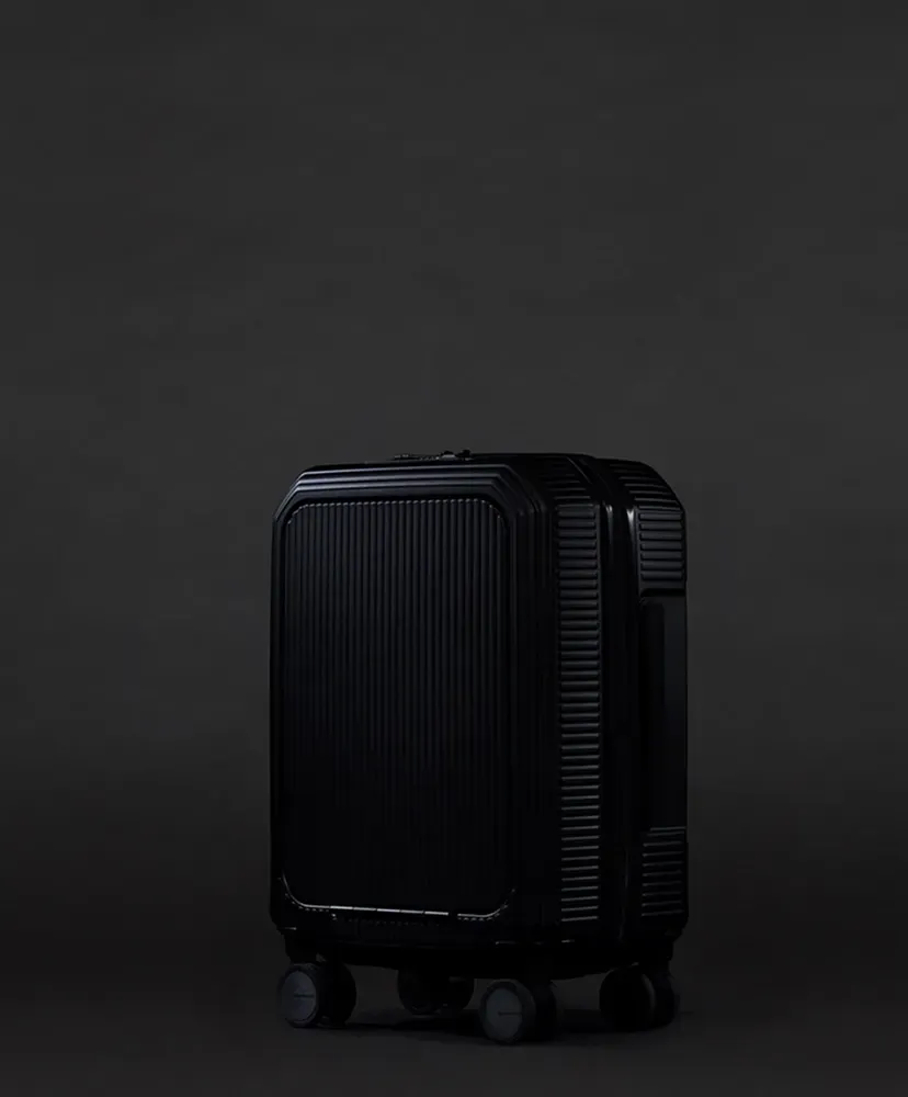 Suitcase Pro Octa 30