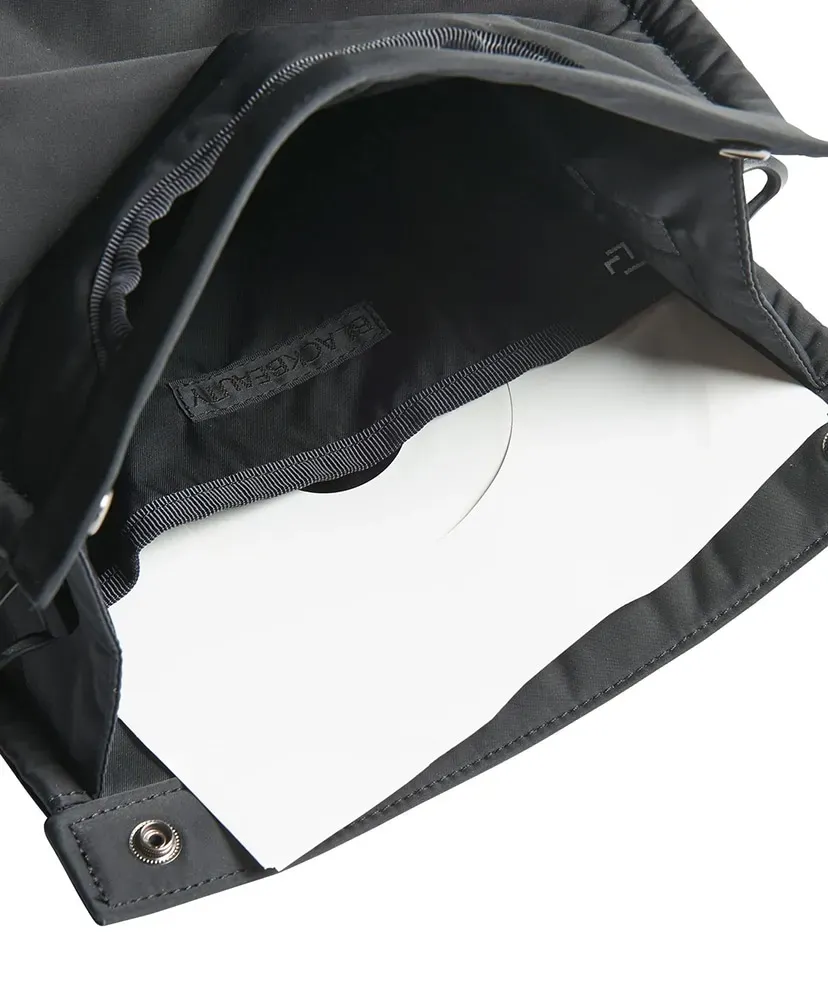 Black Beauty - Box Tote