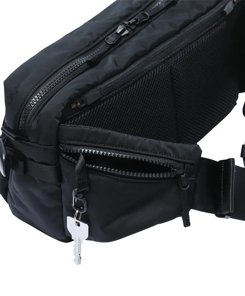 Black Beauty - Waist Bag