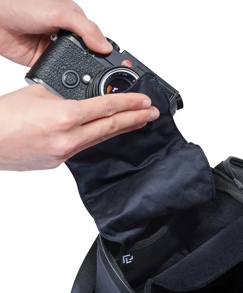 Black Beauty - Camera Bag