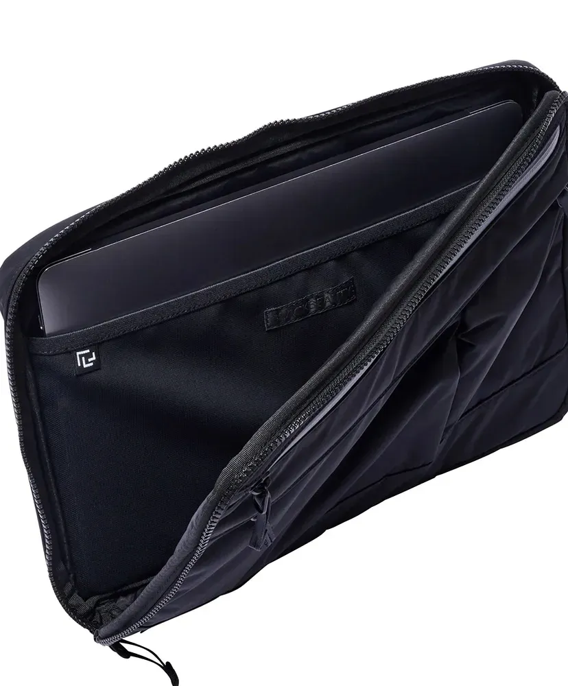 Black Beauty - Laptop Case