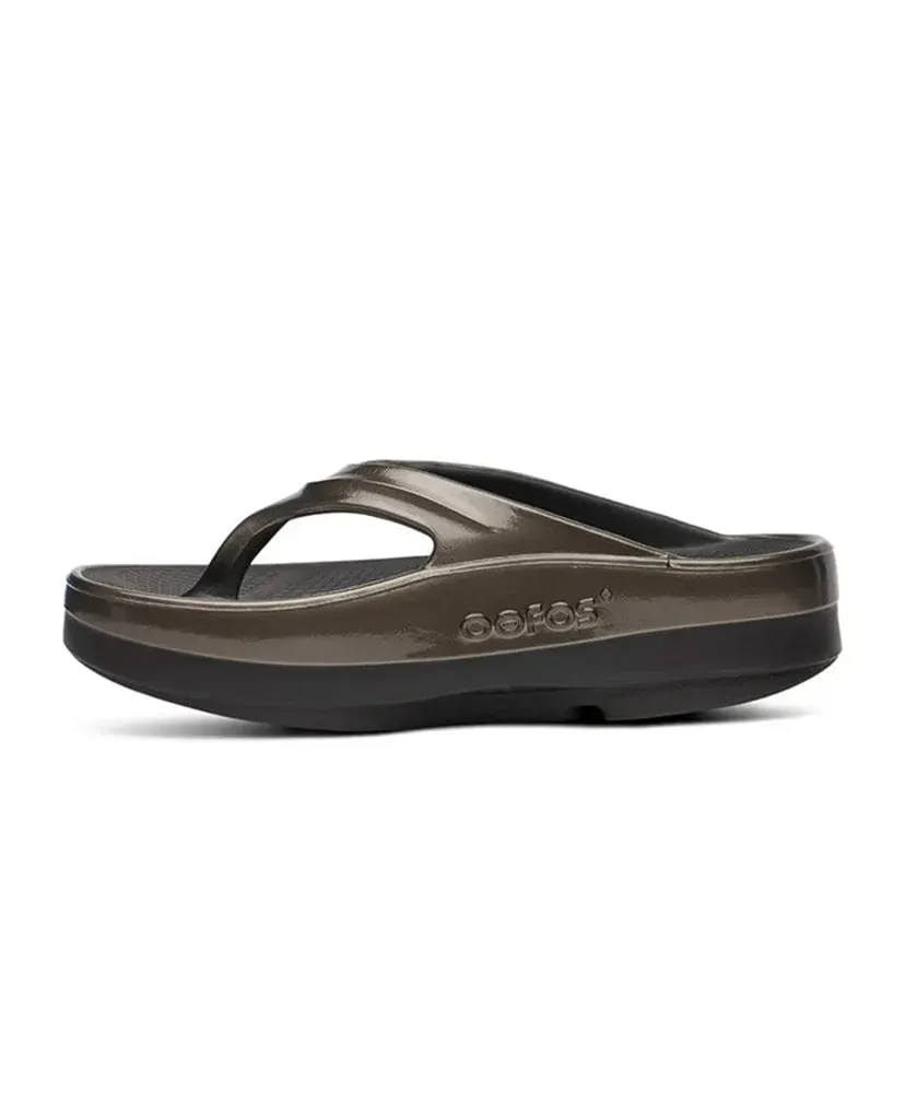 Oomega Luxe