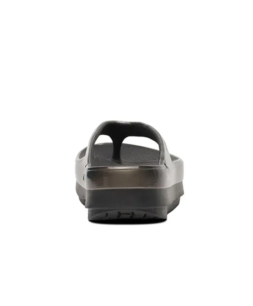 Oomega Luxe