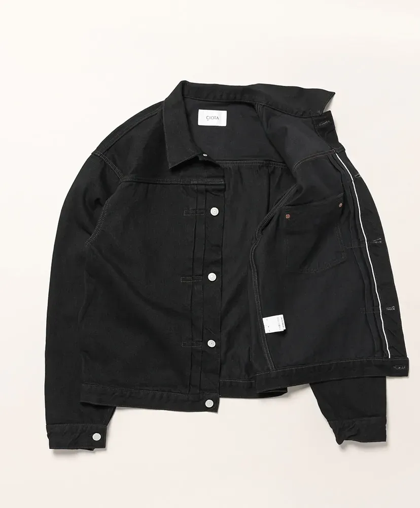 Single Pocket Denim Jacket