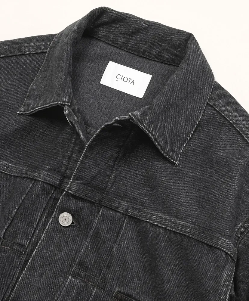Double Pocket Denim Jacket