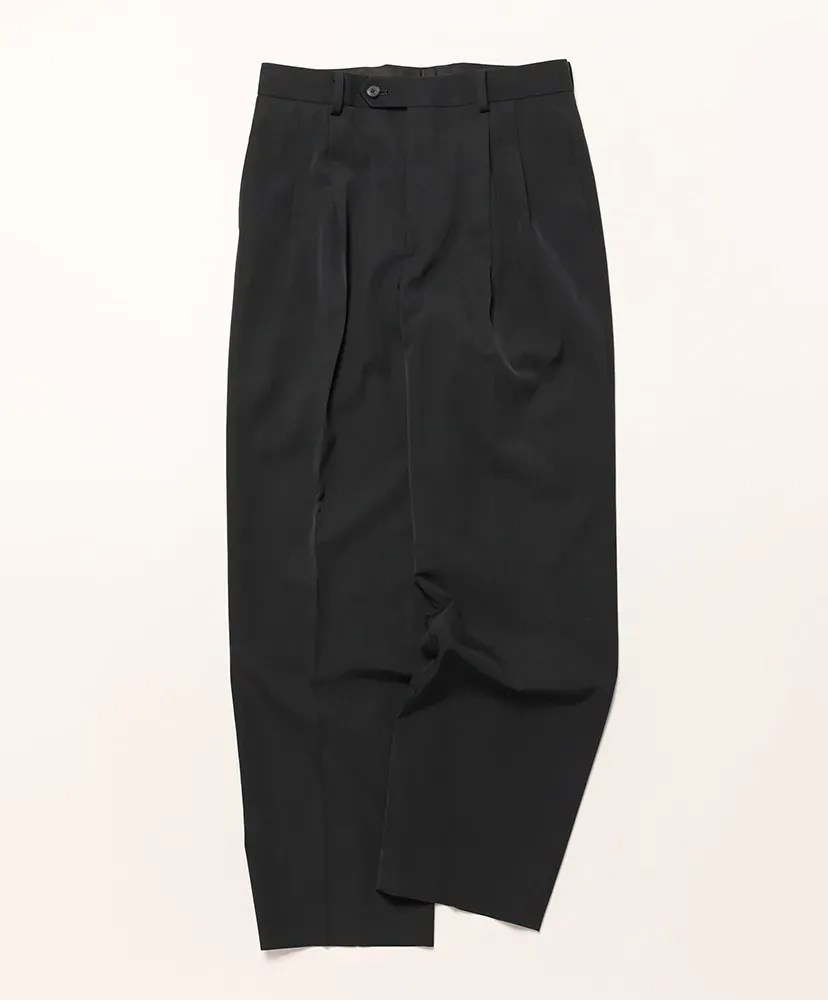 Light Wool Max Gabardine Two-Tuck Slacks